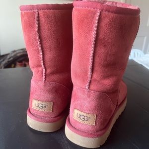 UGG Classic Short